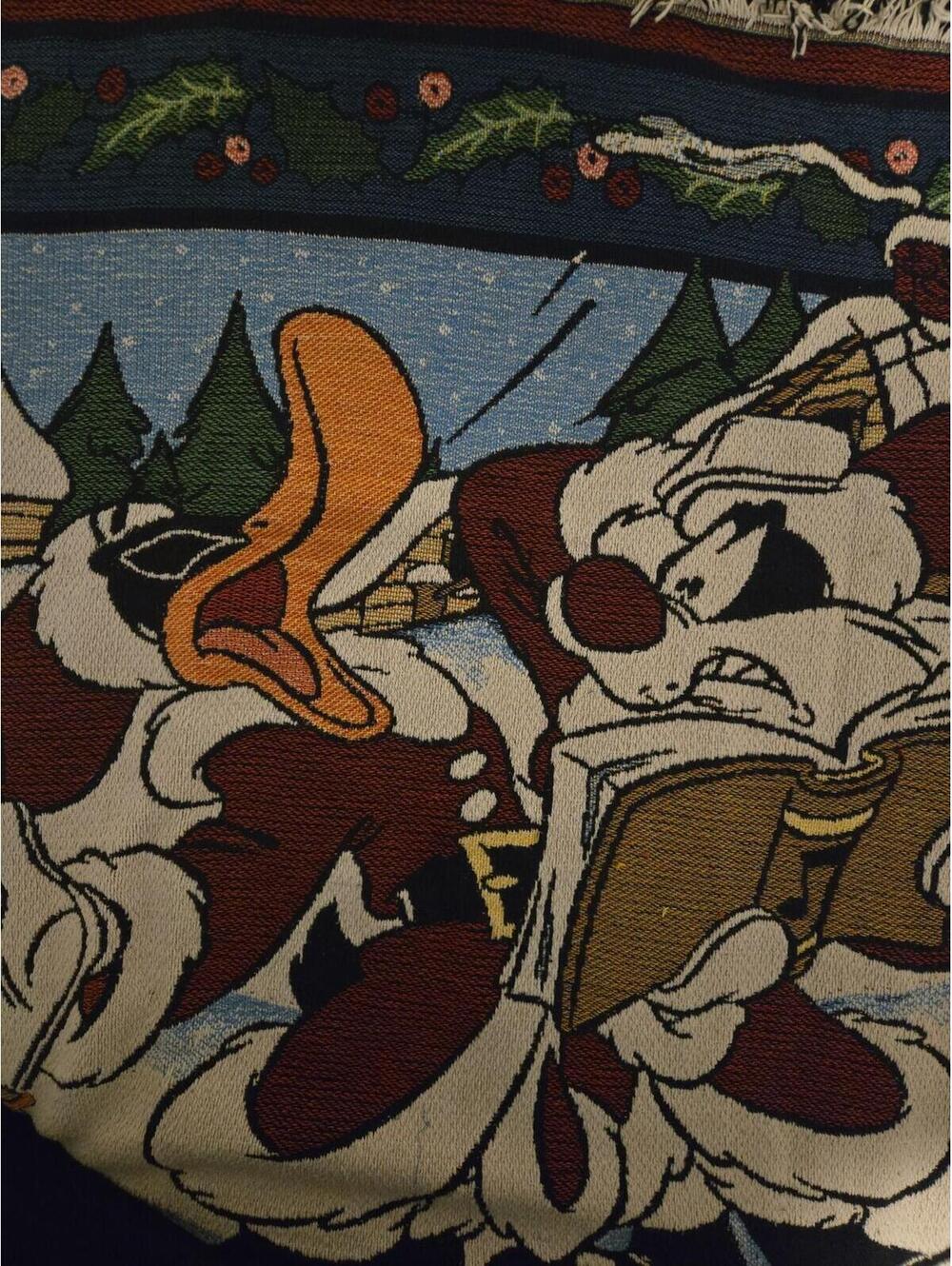 Vintage 1996 Warner Bros. Christmas Tapestry Blanket Sylvester & Looney Tunes - Picture 4 of 8